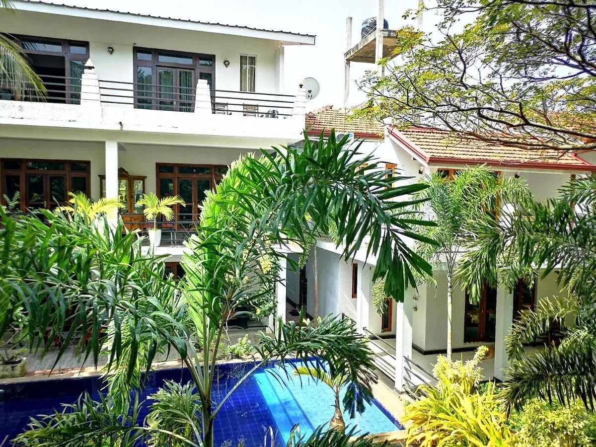 Serendib Village Guest House Negombo 3*,  Sri Lanka